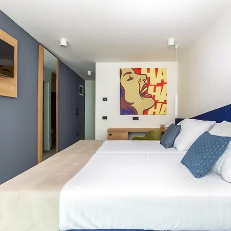 Ad Turres Hotel 3*