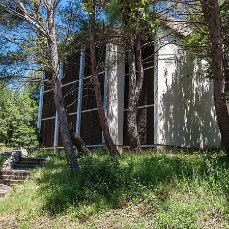 Ad Turres Ξενοδοχείο 3*